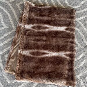 Pottery Barn faux mink fur throw 22x60” brown tan beige bed sofa patio blanket
